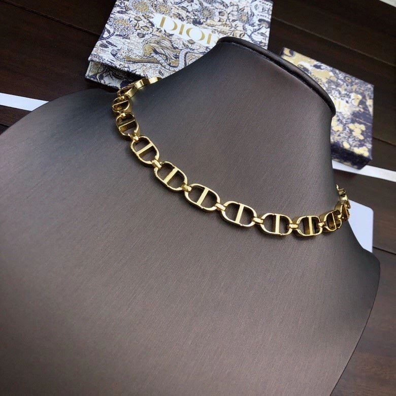 Flexible Christian Dior Necklaces 233353