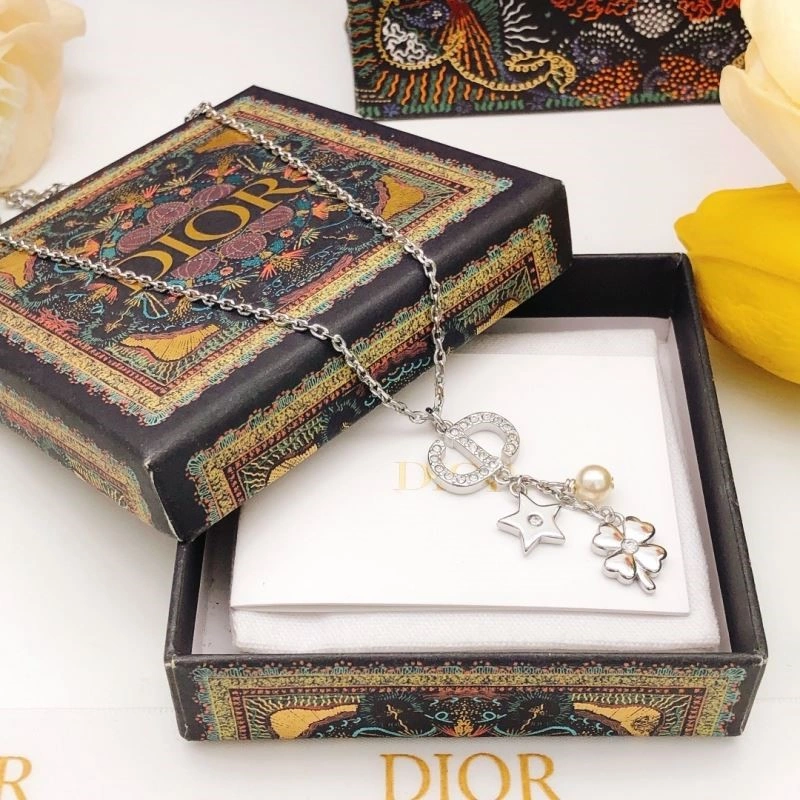 Cozy Christian Dior Necklaces 233343