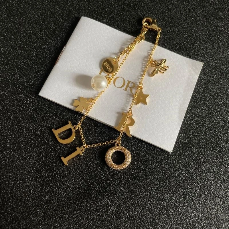 Fashionable Christian Dior Necklaces 233360
