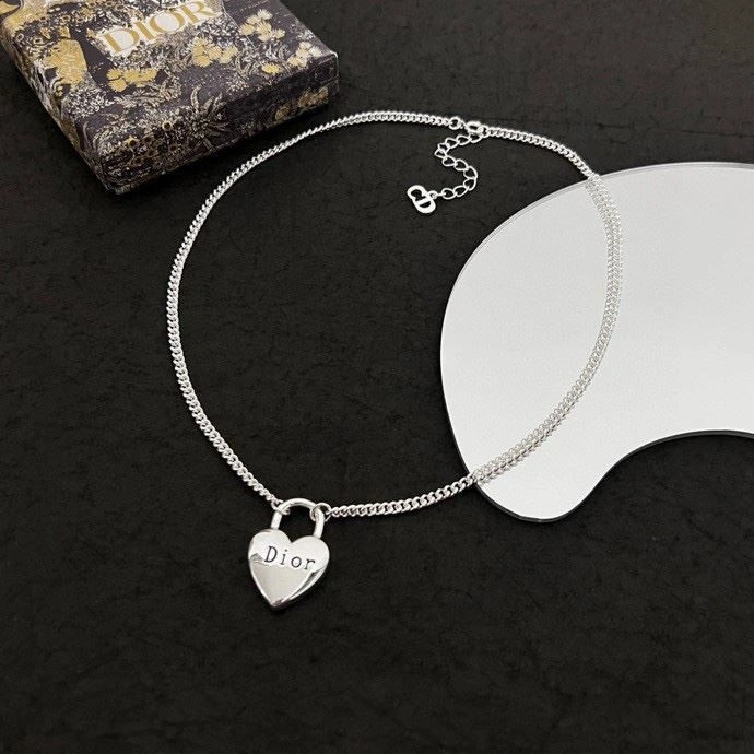 Durable Christian Dior Necklaces 233347