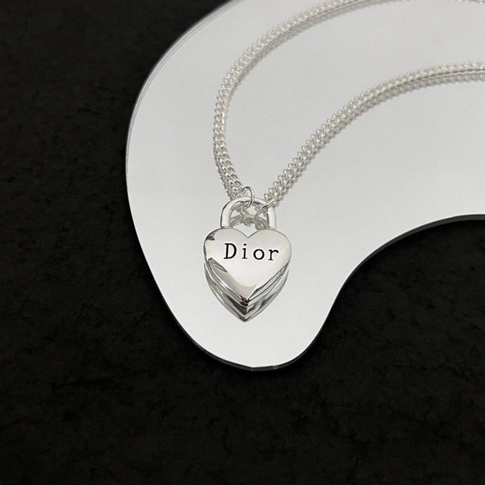 Durable Christian Dior Necklaces 233347