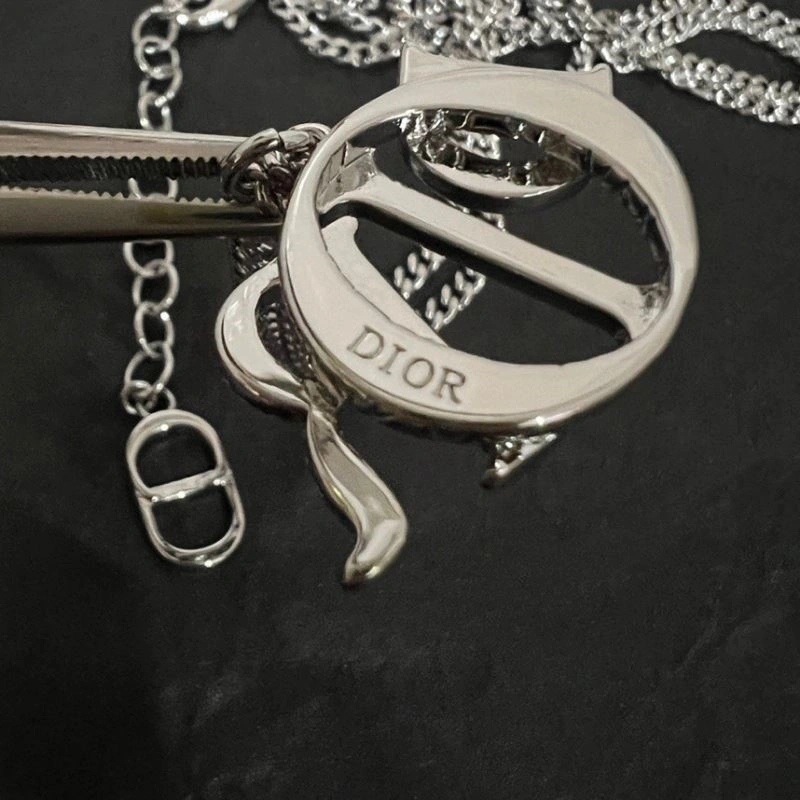 Christian Dior Necklaces FreshLook 233348