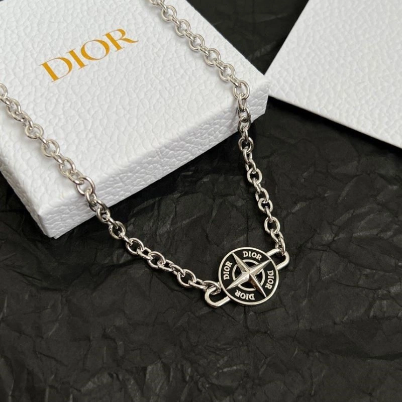 Christian Dior Necklaces Tailored 233332