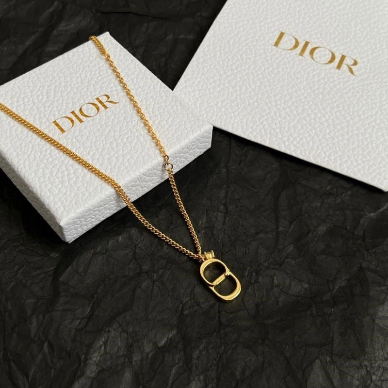 TimelessDesign Christian Dior Necklaces 233341