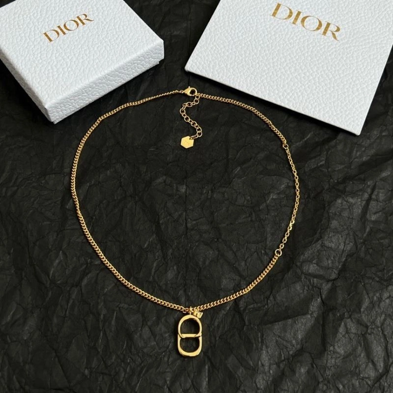 TimelessDesign Christian Dior Necklaces 233341