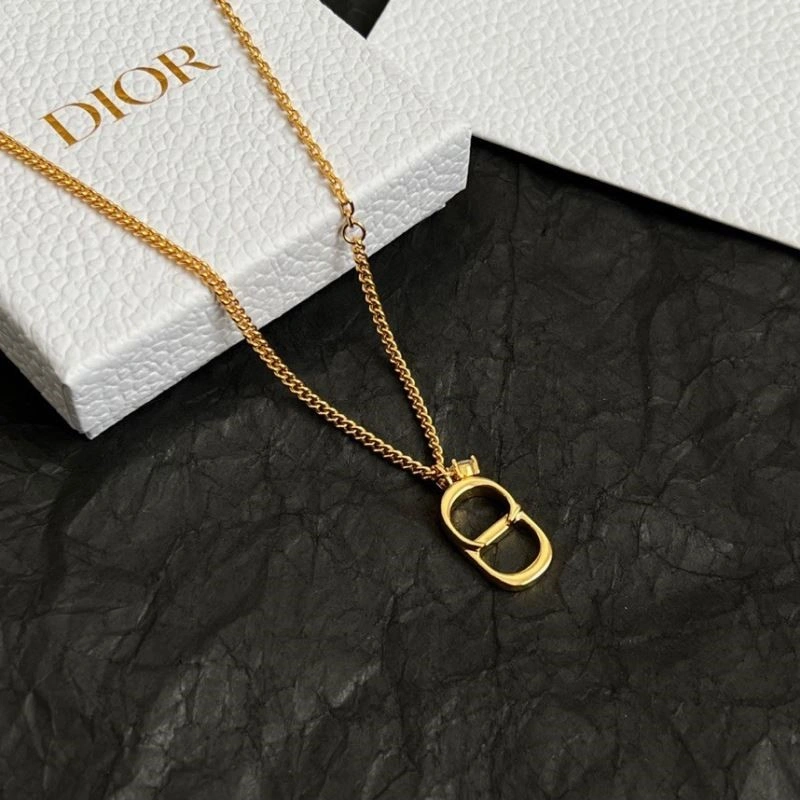 TimelessDesign Christian Dior Necklaces 233341
