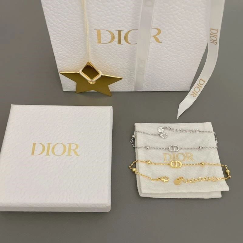StreetReady Christian Dior Necklaces 233327