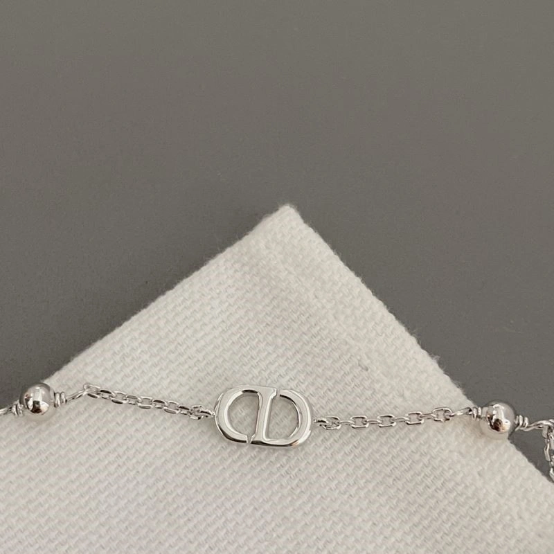 StreetReady Christian Dior Necklaces 233327