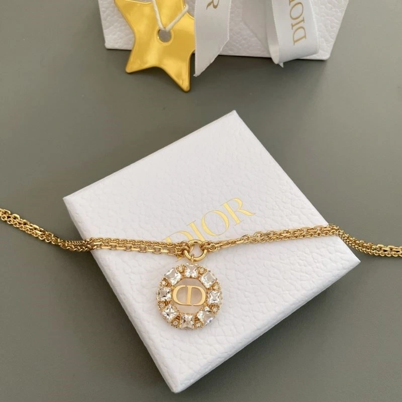 Christian Dior Necklaces TechFriendly 233377