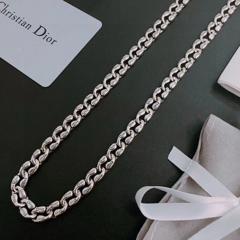 Attractive Christian Dior Necklaces 233325