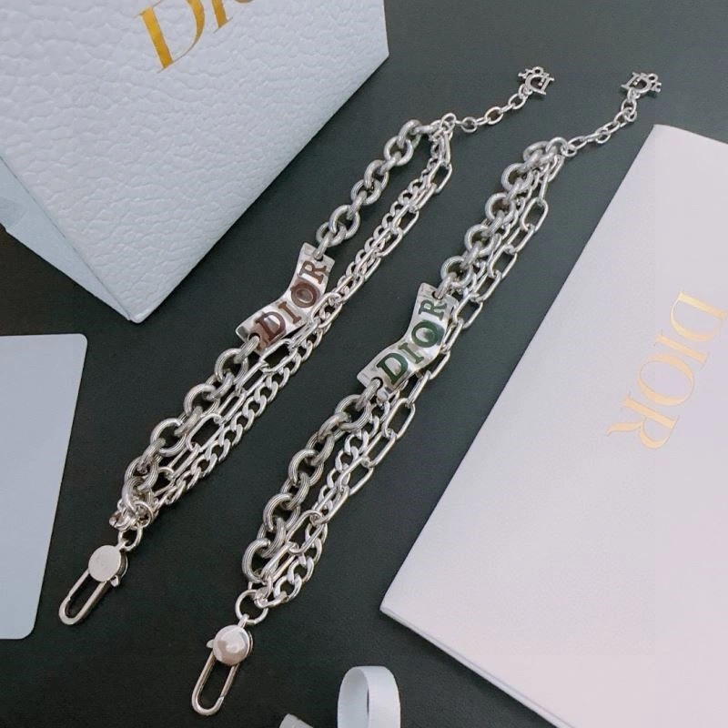 Packable Christian Dior Necklaces 233369
