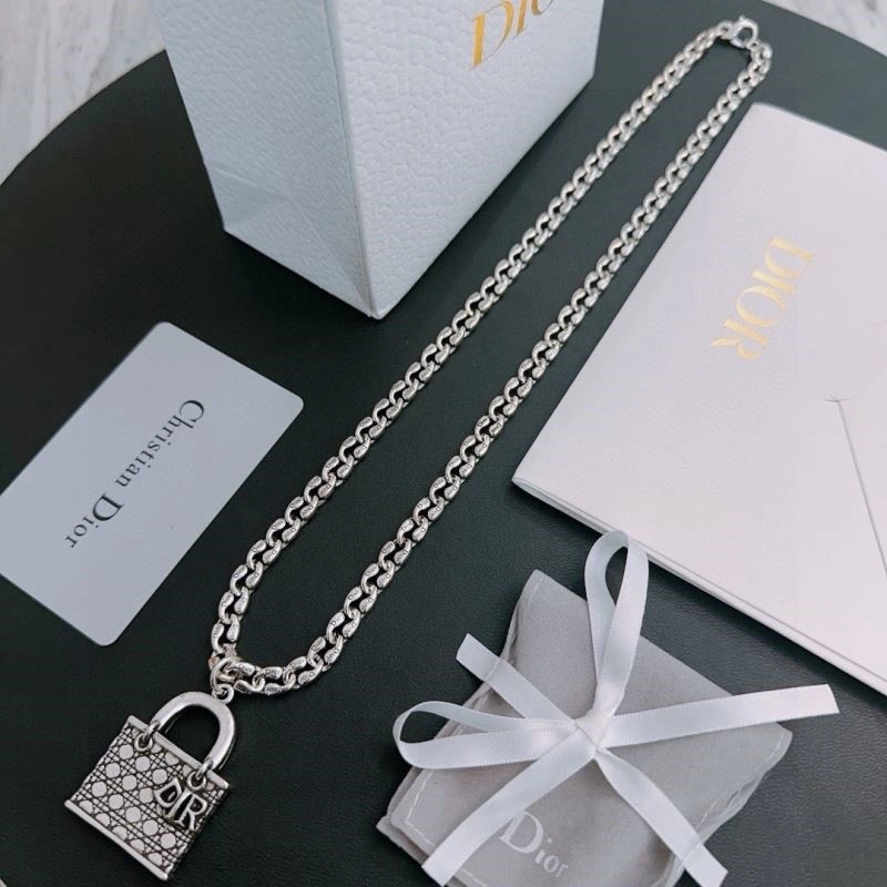 GoodFit Christian Dior Necklaces 233314