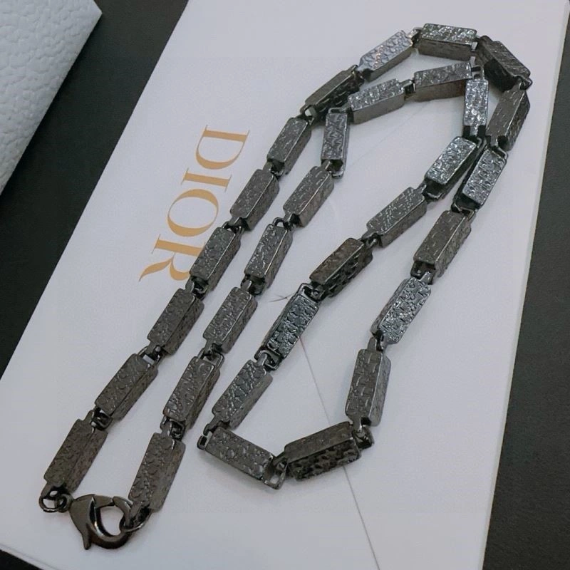 Seasonal Christian Dior Necklaces 233362