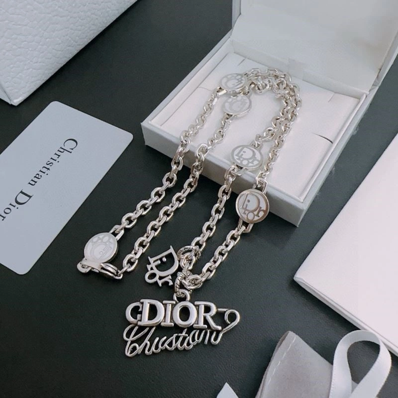 Efficient Christian Dior Necklaces 233306