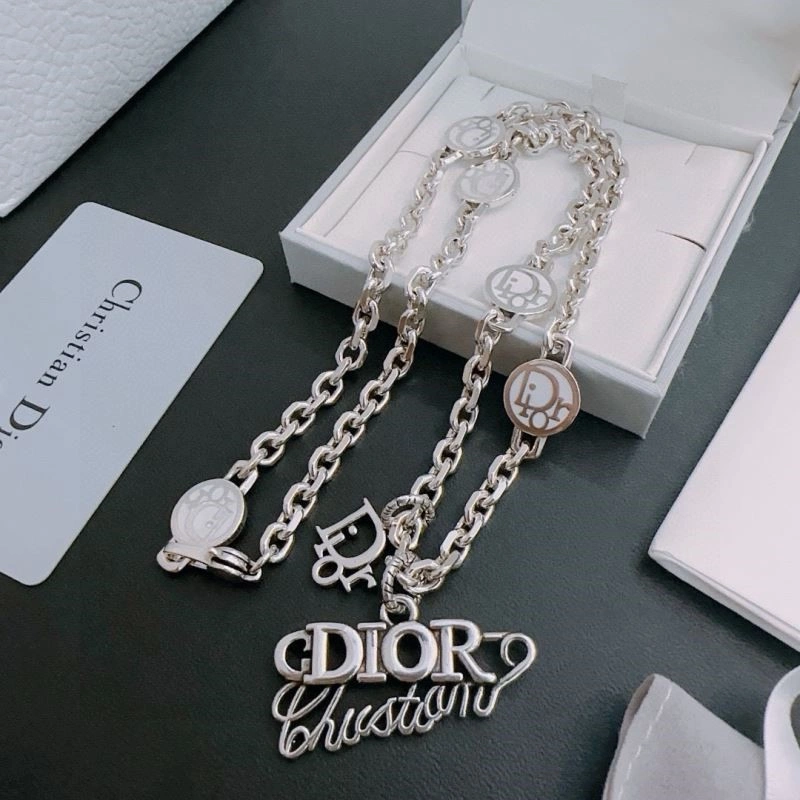 Efficient Christian Dior Necklaces 233306