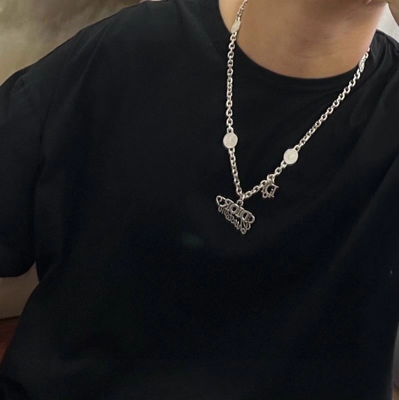 Efficient Christian Dior Necklaces 233306