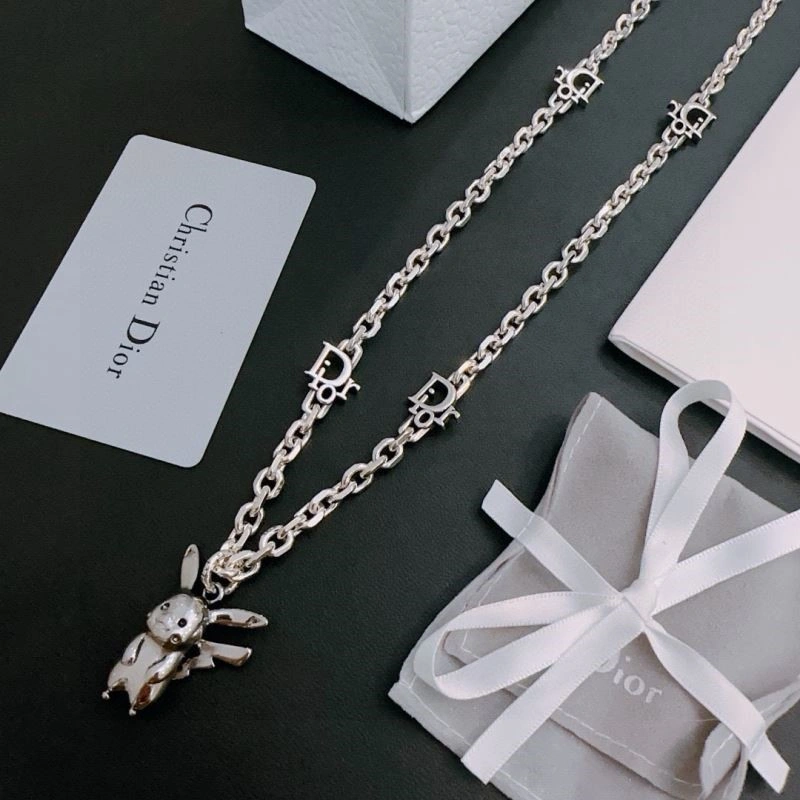 Christian Dior Necklaces Snug 233310