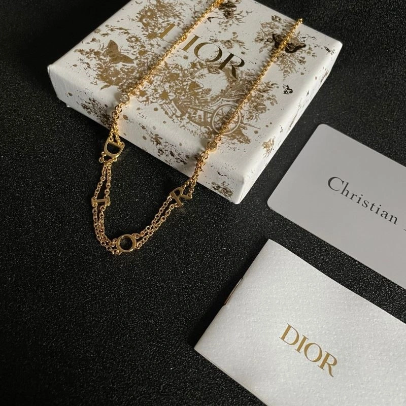 Functional Christian Dior Necklaces 233311