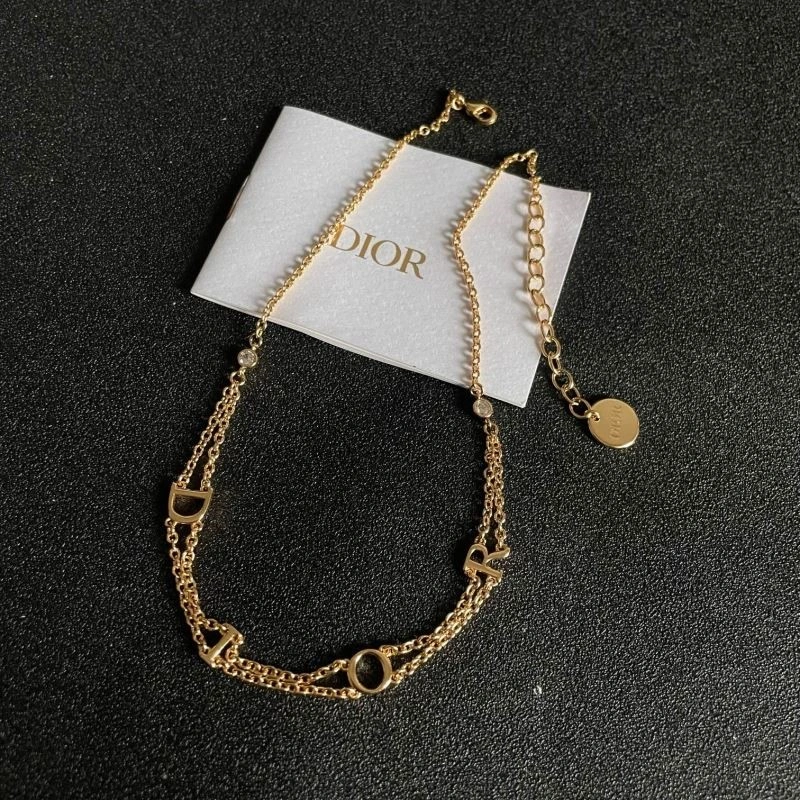 Functional Christian Dior Necklaces 233311