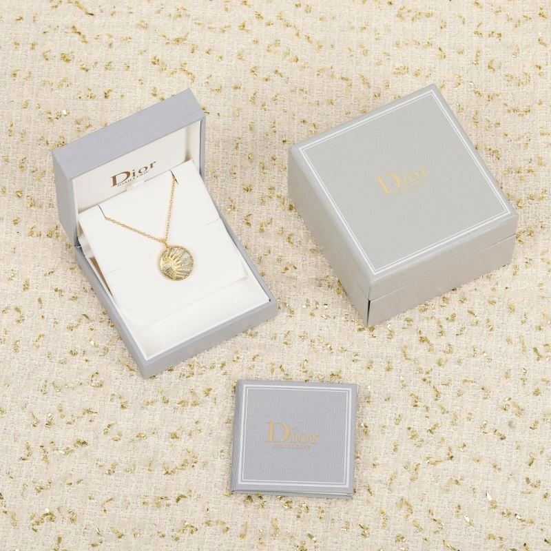 StreetReady Christian Dior Necklaces 233128