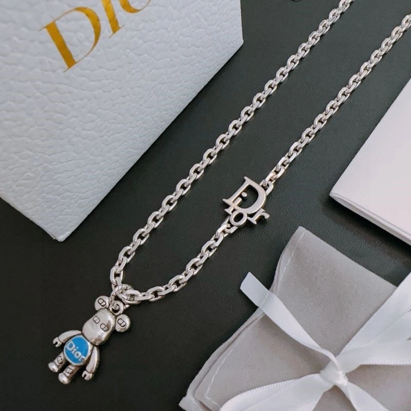 TravelReady Christian Dior Necklaces 233057