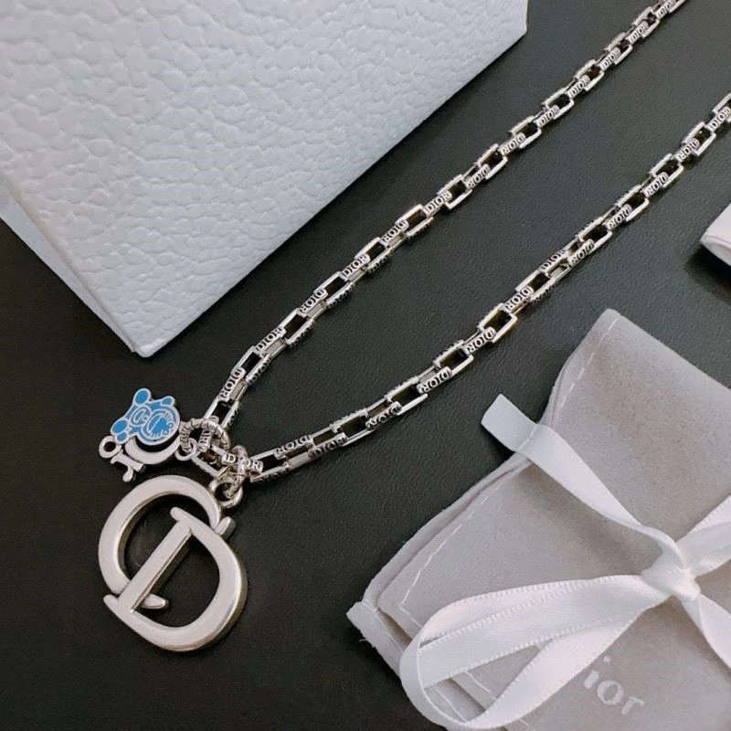 Christian Dior Necklaces Supportive 233059