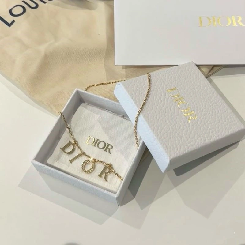 Efficient Christian Dior Necklaces 233041