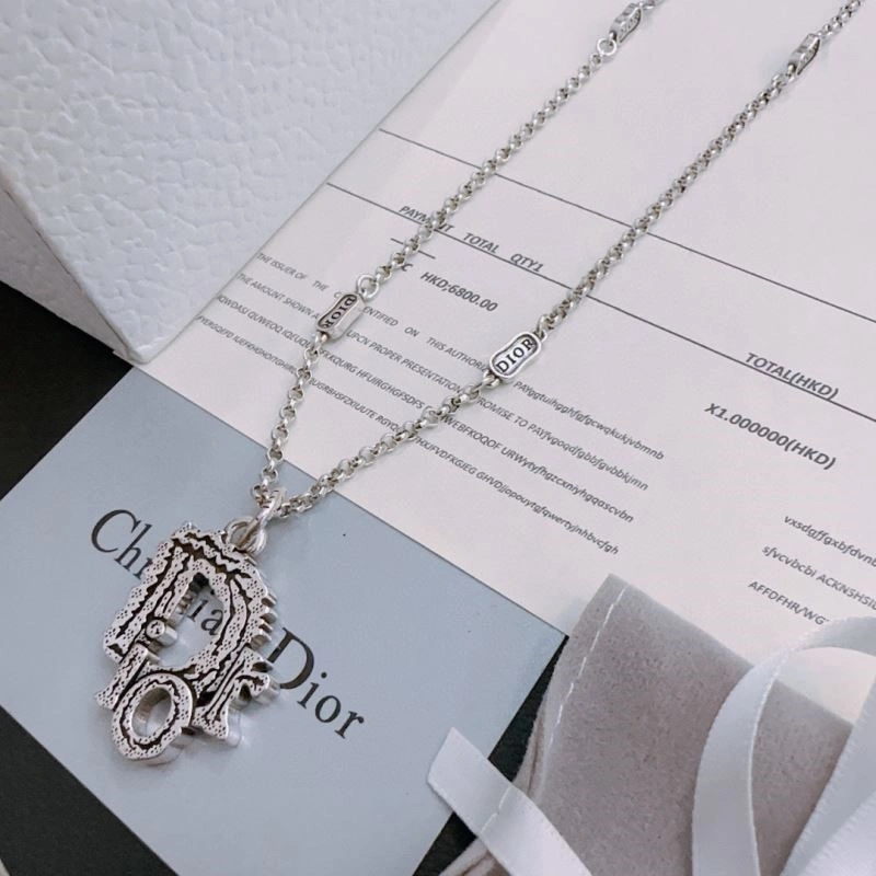 Classic Christian Dior Necklaces 233064