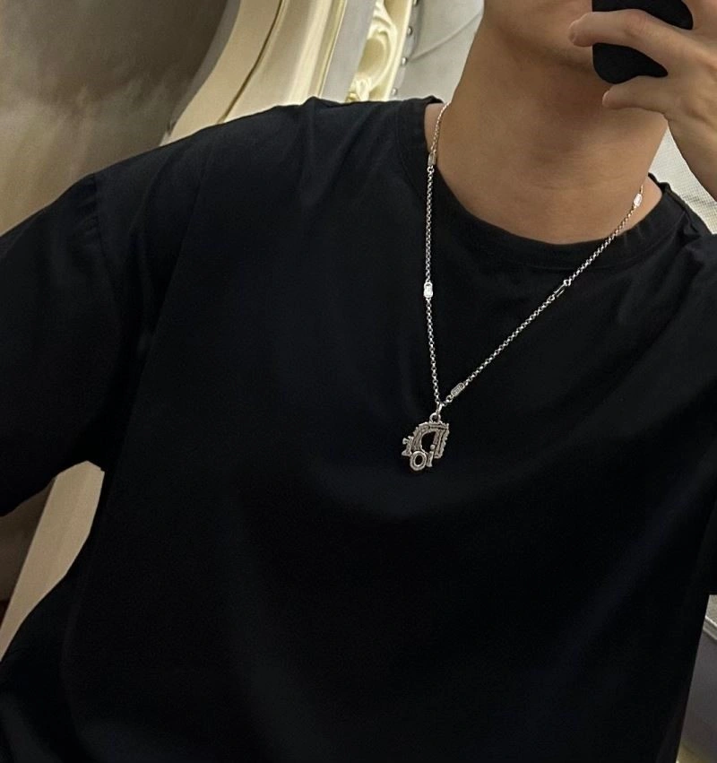 Classic Christian Dior Necklaces 233064