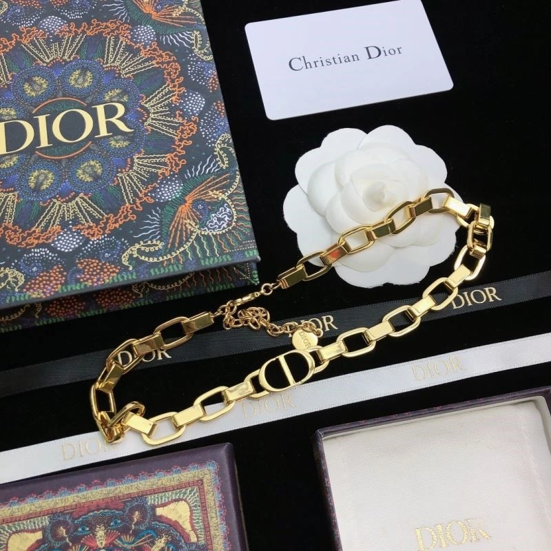 Modern Christian Dior Necklaces 233023