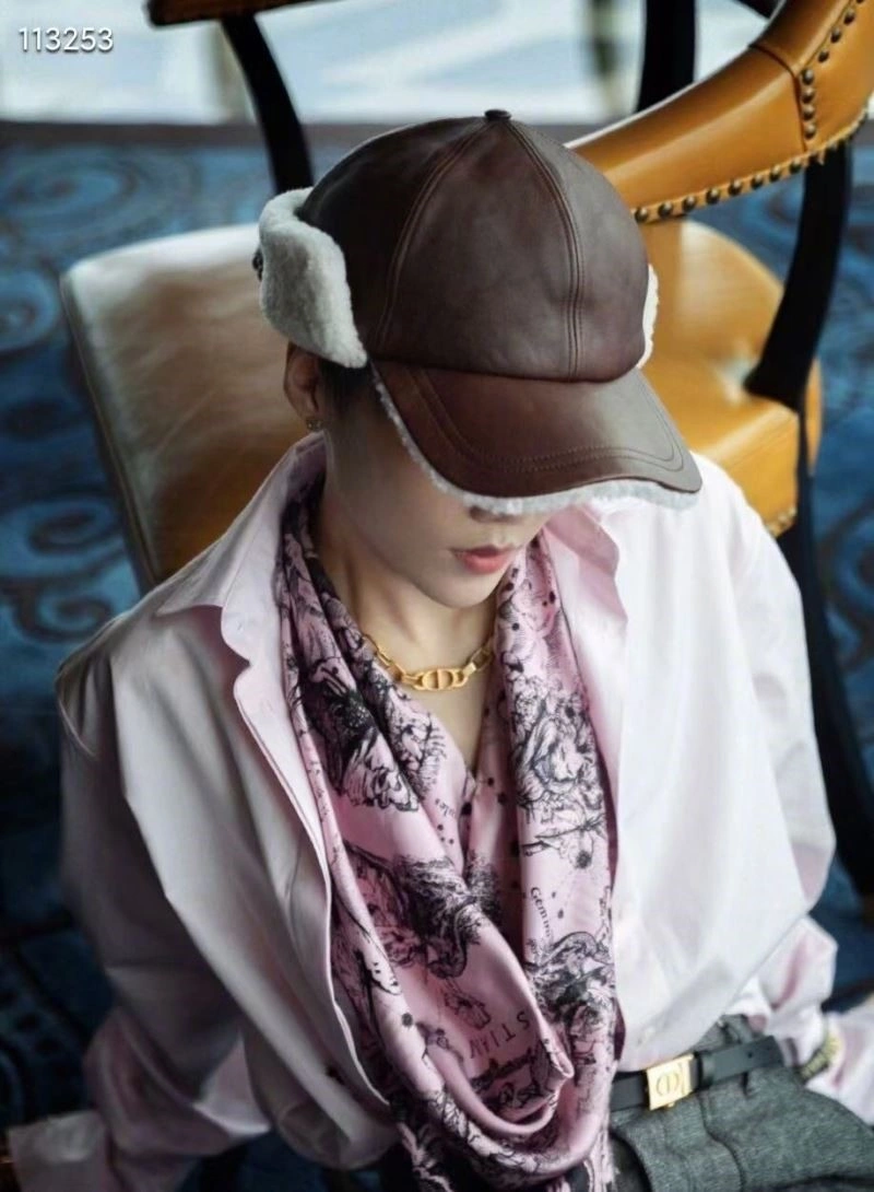 Modern Christian Dior Necklaces 233023