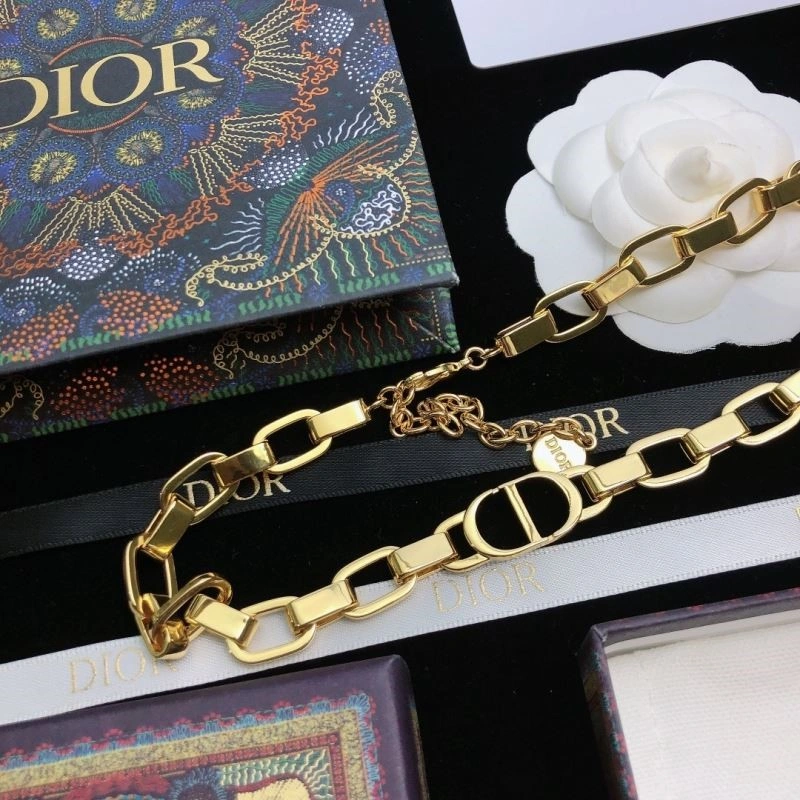 Modern Christian Dior Necklaces 233023