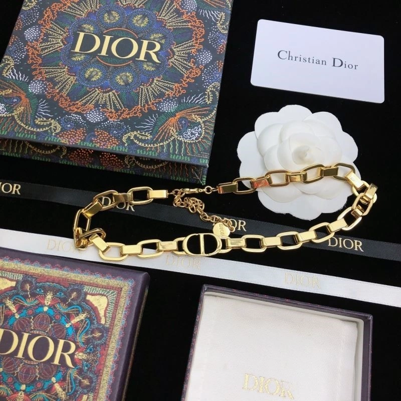 Modern Christian Dior Necklaces 233023
