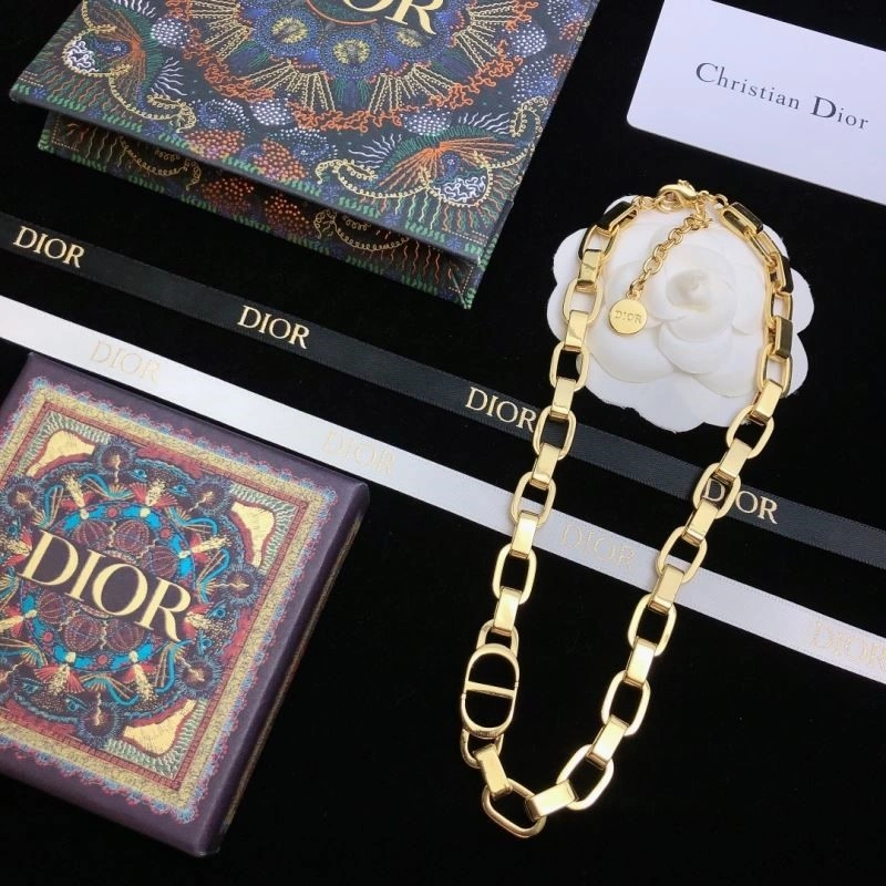 Modern Christian Dior Necklaces 233023