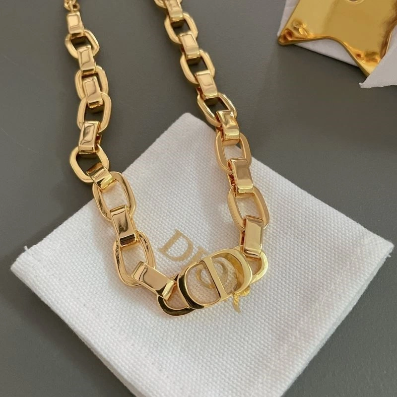 Christian Dior Necklaces Effortless 233021