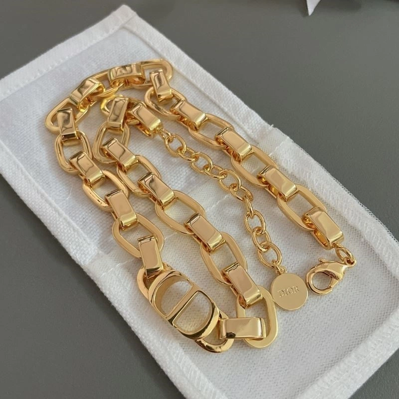Christian Dior Necklaces Effortless 233021