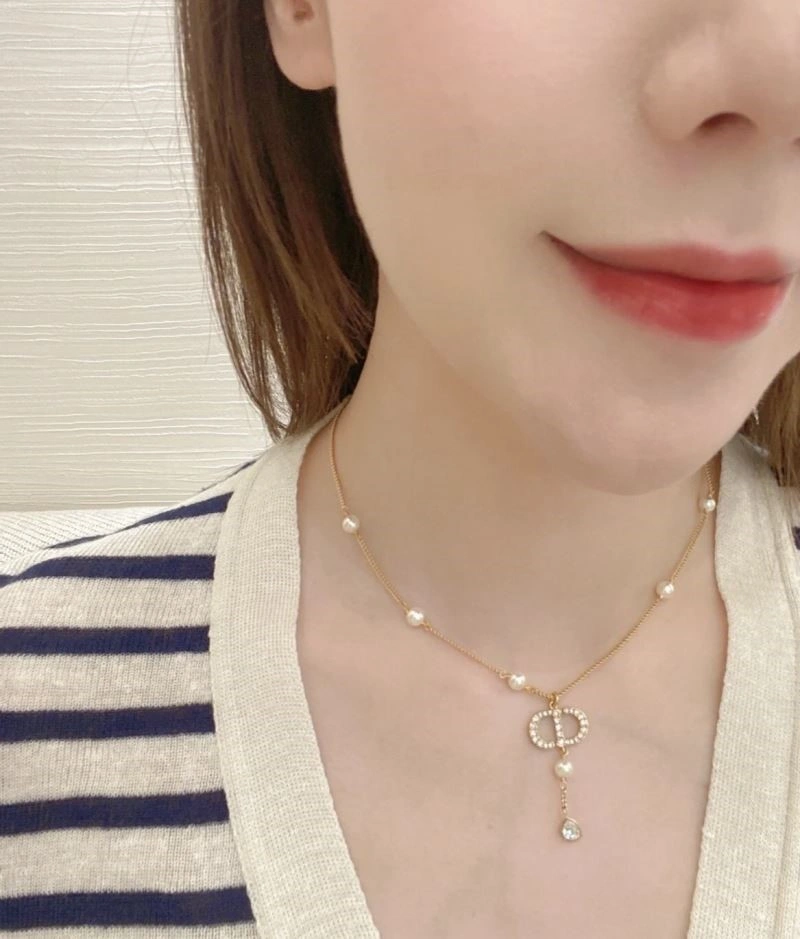 EyeCatching Christian Dior Necklaces 233015