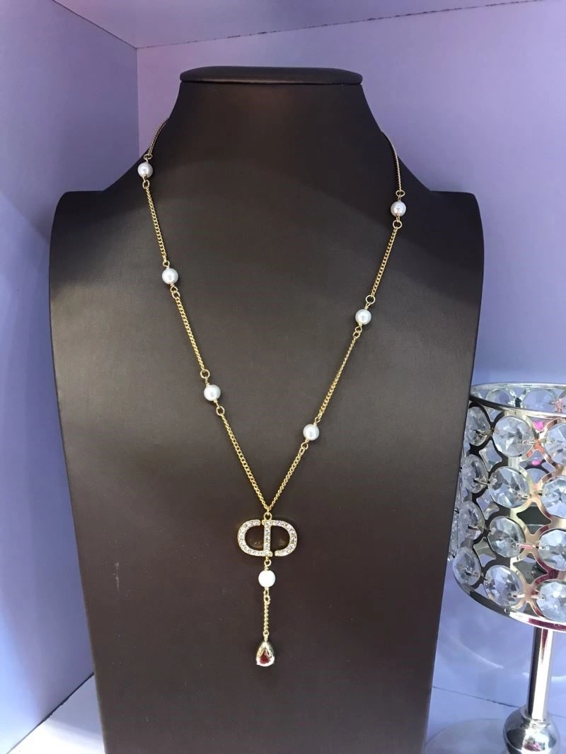 EyeCatching Christian Dior Necklaces 233015