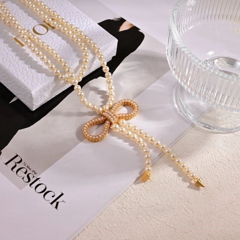 Unisex Christian Dior Necklaces 233049