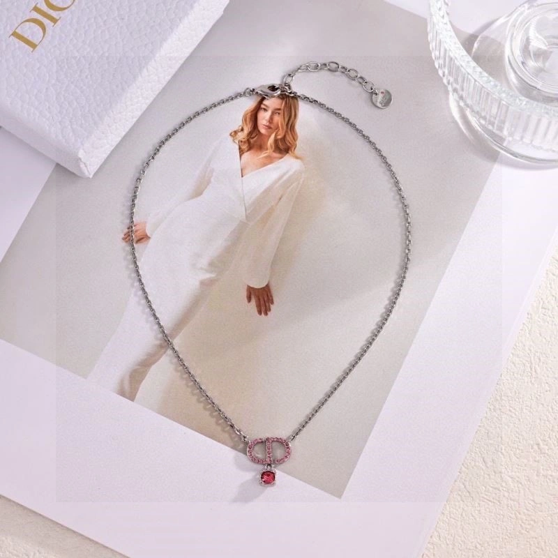 WellDesigned Christian Dior Necklaces 233009