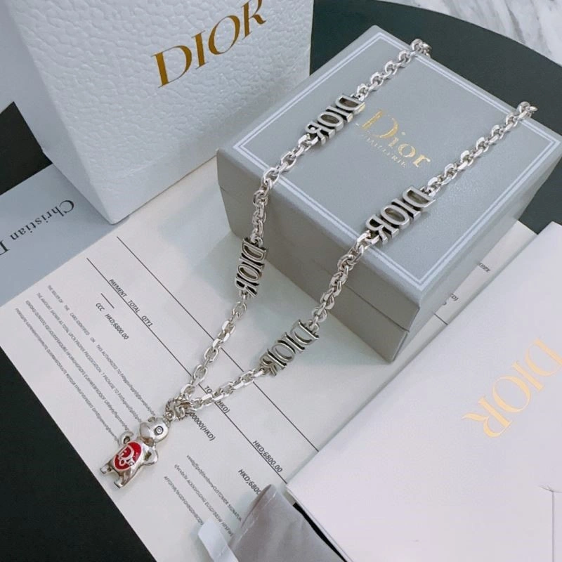 OnTrend Christian Dior Necklaces 232999