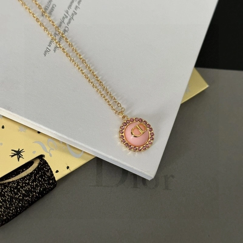 Resilient Christian Dior Necklaces 233017