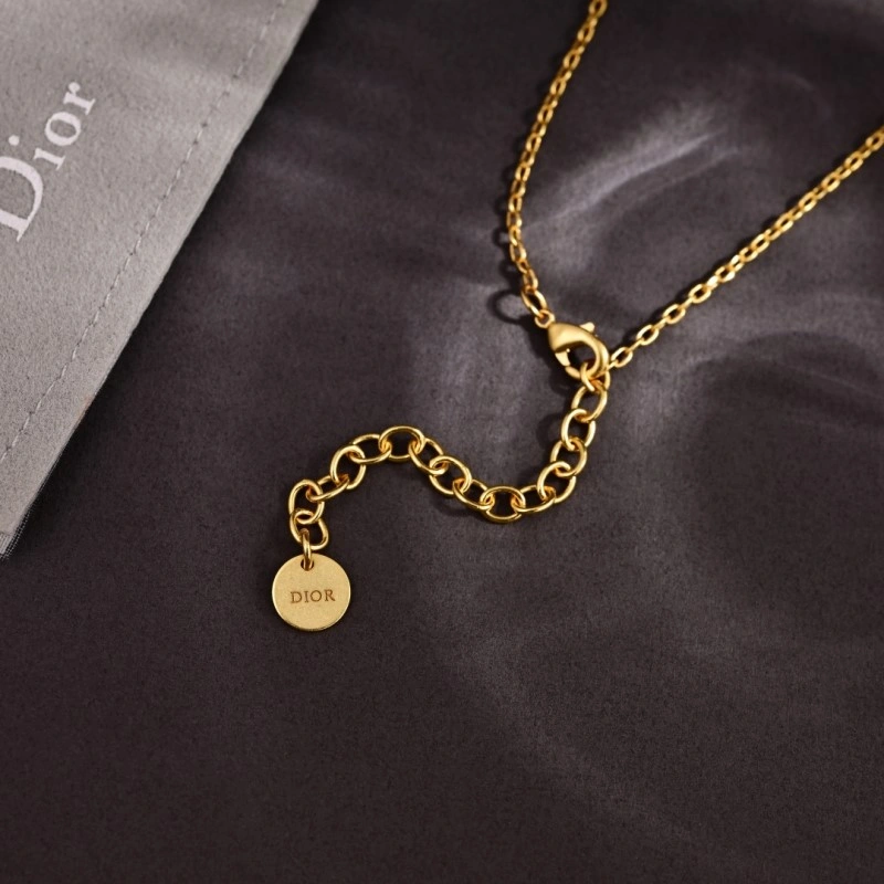 EyeCatching Christian Dior Necklaces 232988