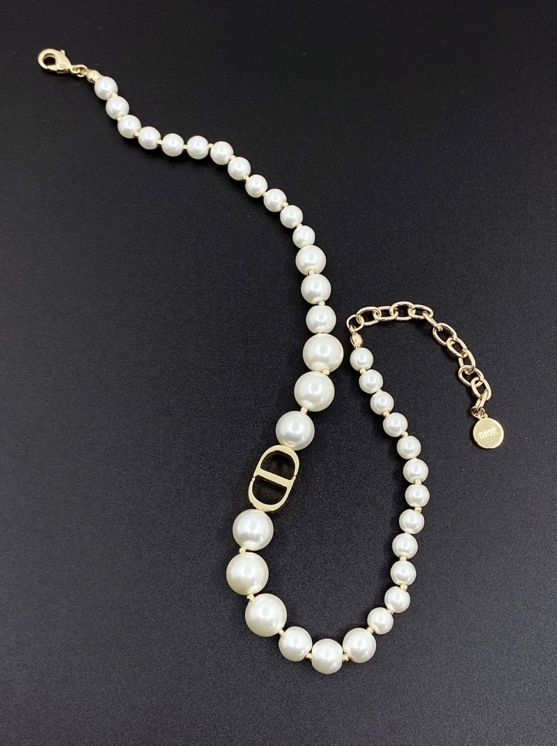 Christian Dior Necklaces Premium 232983