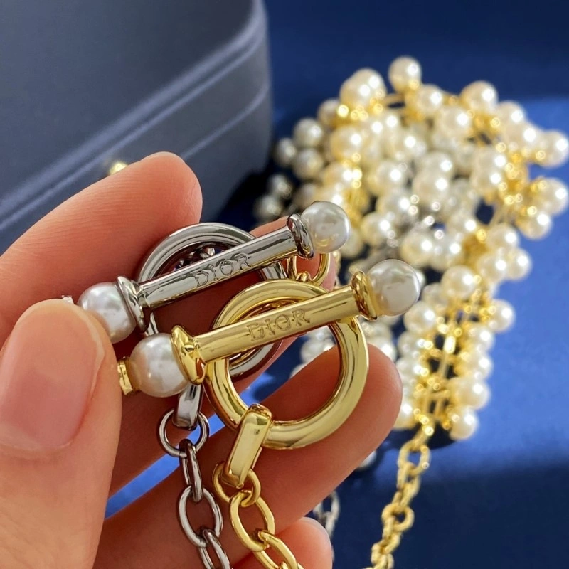 Christian Dior Necklaces Modern 232986