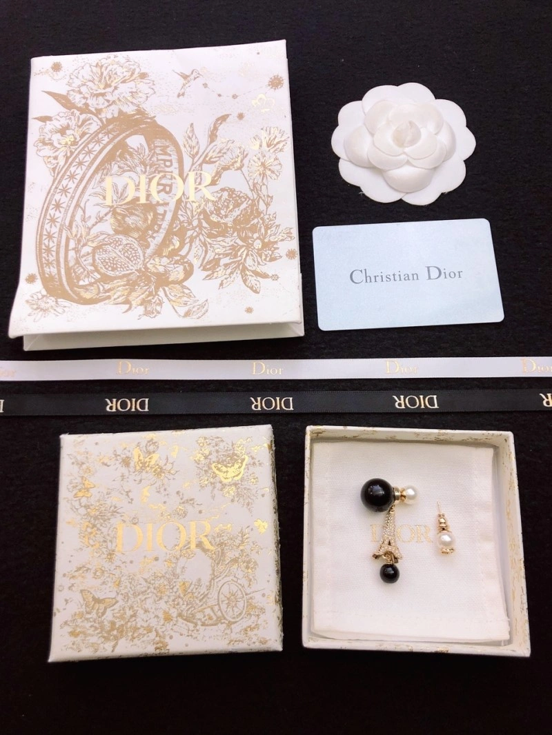 Premium Christian Dior Necklaces 233040