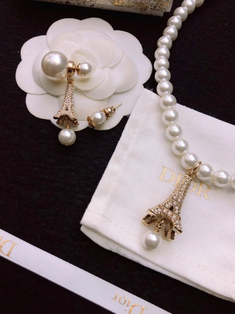 Premium Christian Dior Necklaces 233040