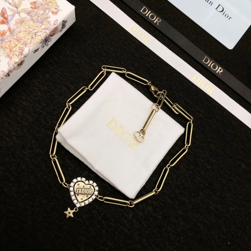 SmoothTexture Christian Dior Necklaces 232976