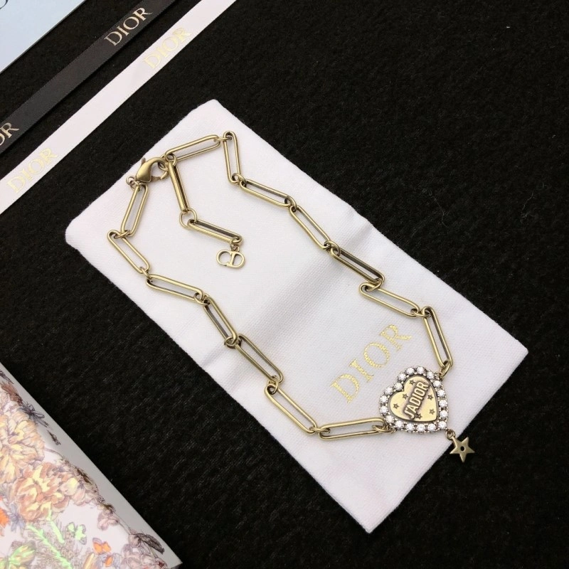 SmoothTexture Christian Dior Necklaces 232976