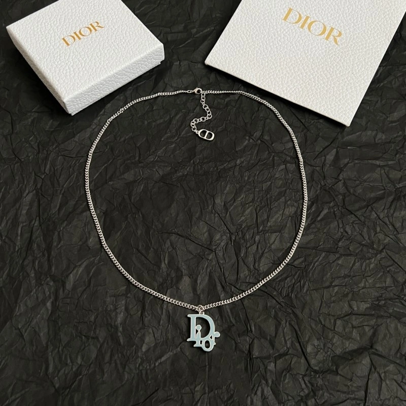 Bold Christian Dior Necklaces 232969